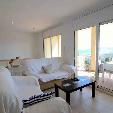 Montseny 3 - Piscina Privada Holiday home *